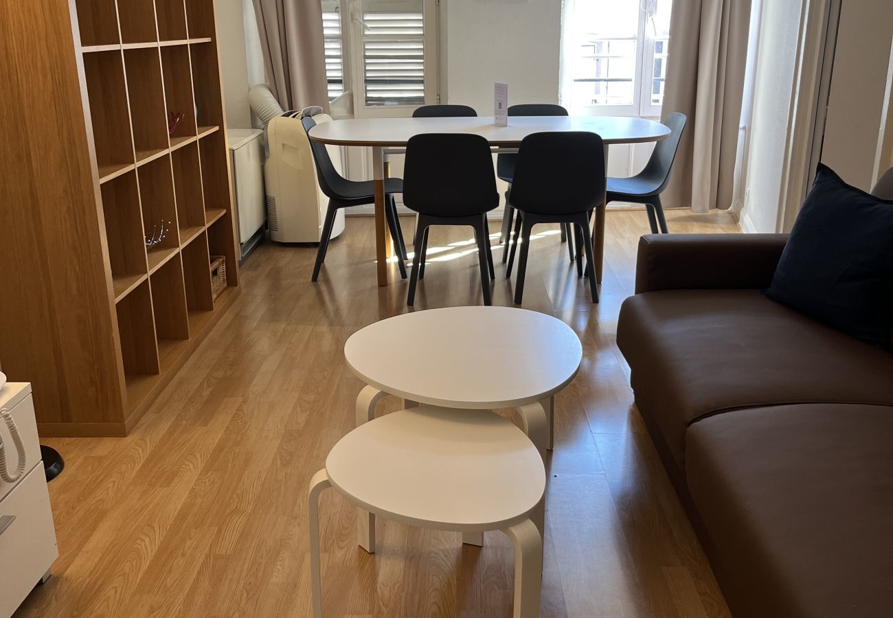 Ferienwohnung in Strasbourg - marceau 70m2 city center    2br