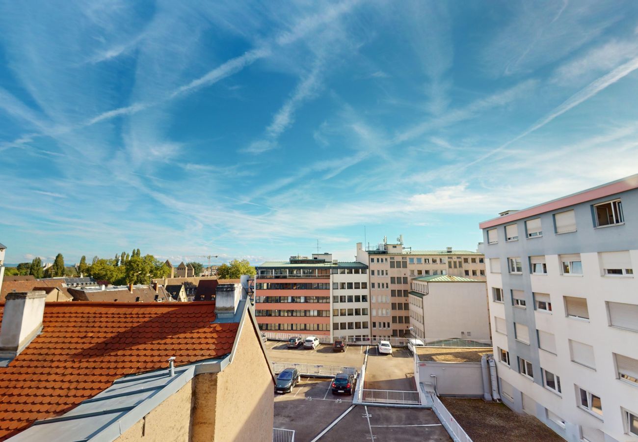 Ferienwohnung in Strasbourg - Meublé du Faubourg avec Balcon proche gare et peti