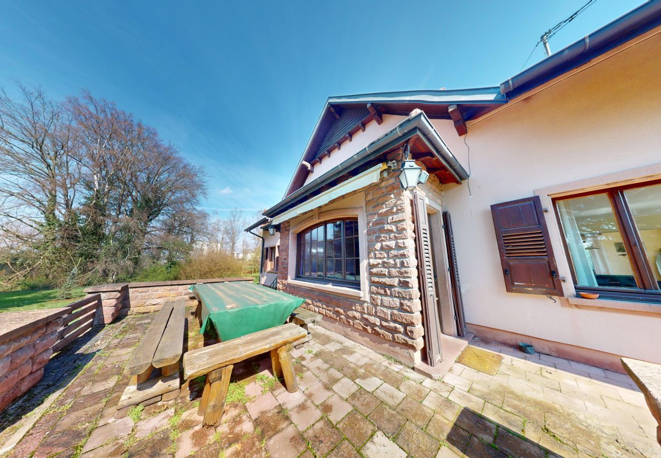 Ferienhaus in La Walck - Charmante Demeure Piscine au Calme - Parc/Tennis