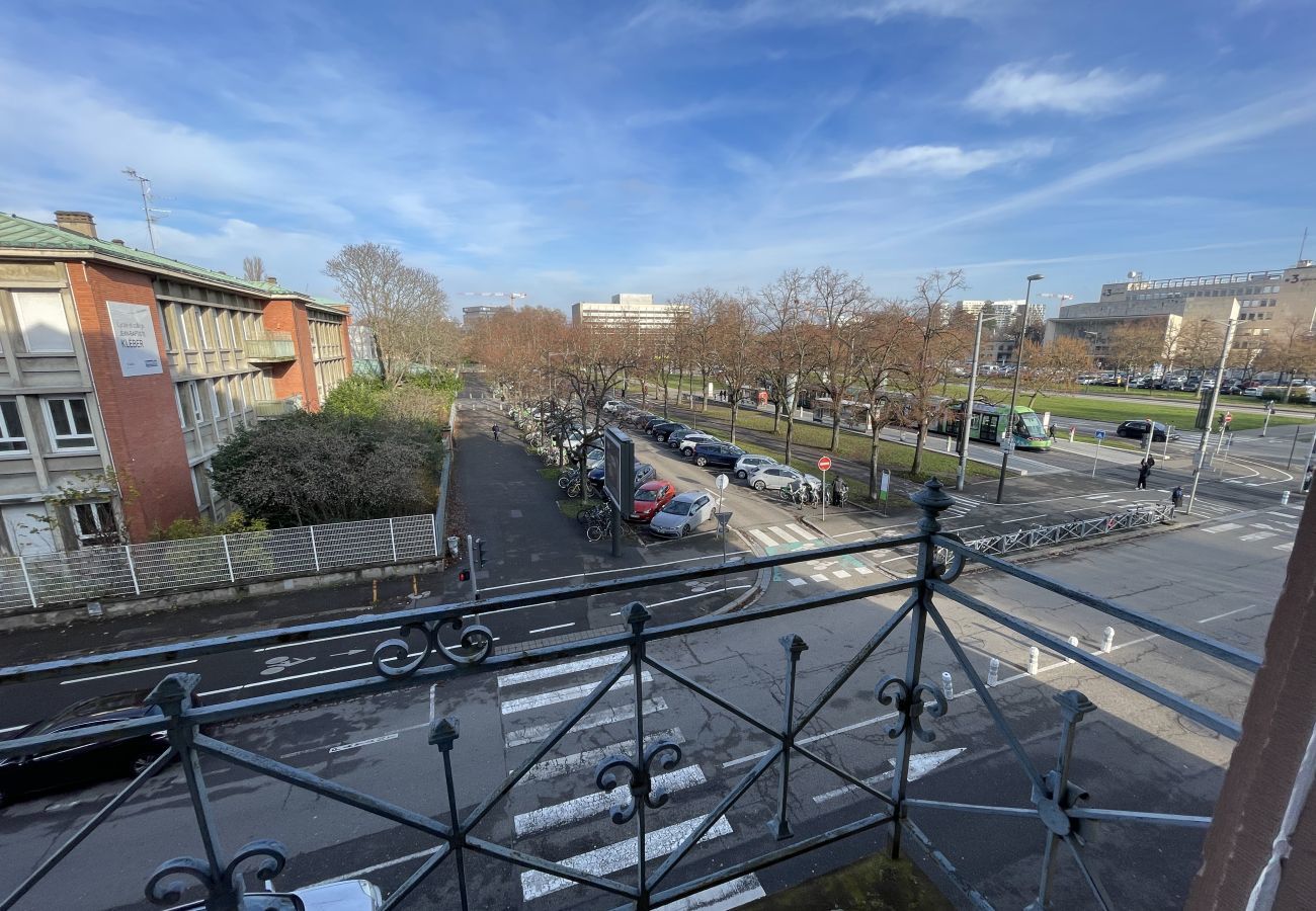 Ferienwohnung in Strasbourg - Proche Palais de la Musique et des Congrès - Lycée