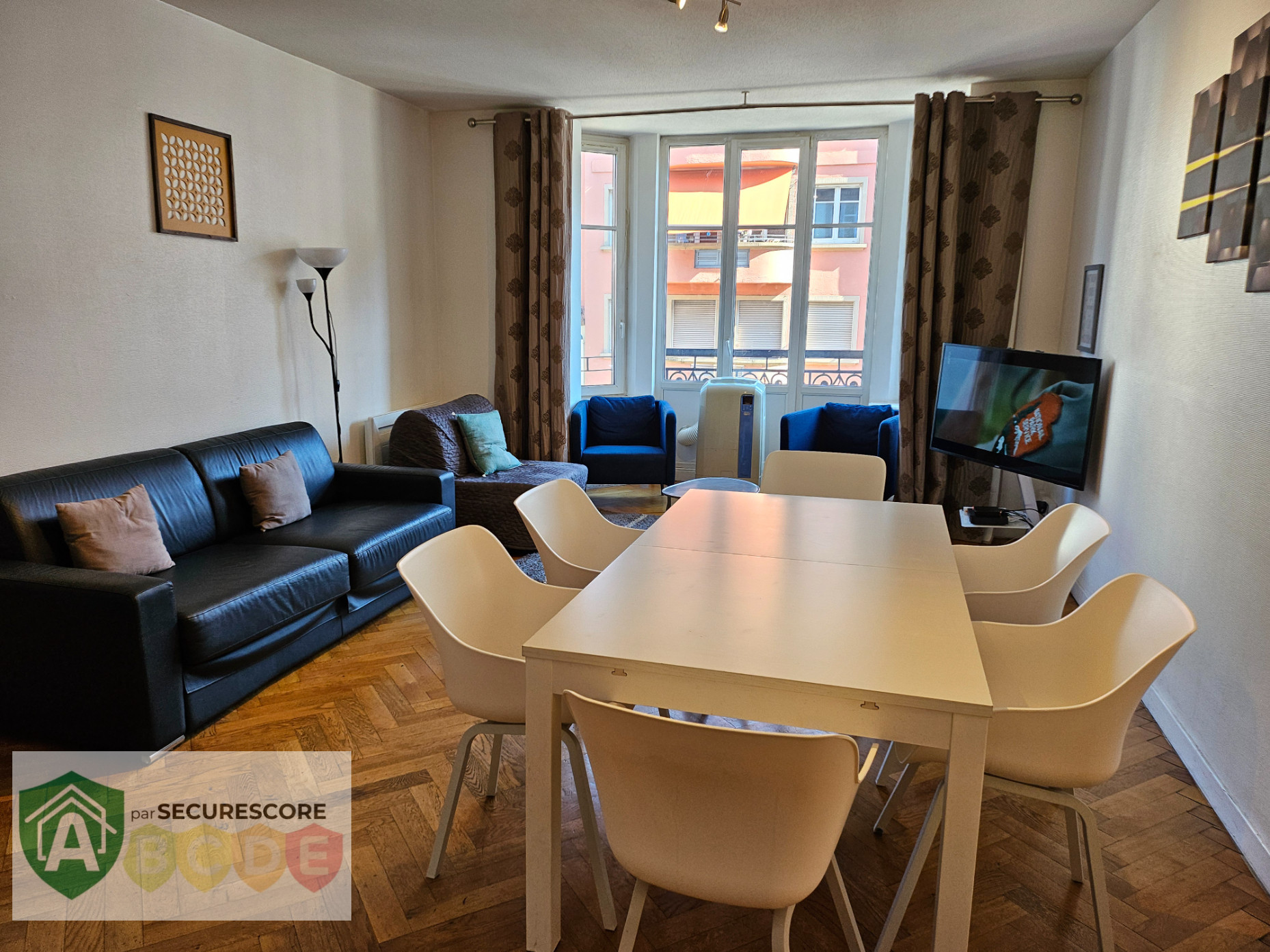  in Strasbourg - netter 70m2 city center    2br