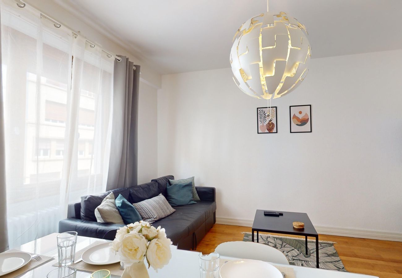 Apartment in Strasbourg - symphonie de l orangerie up to 5