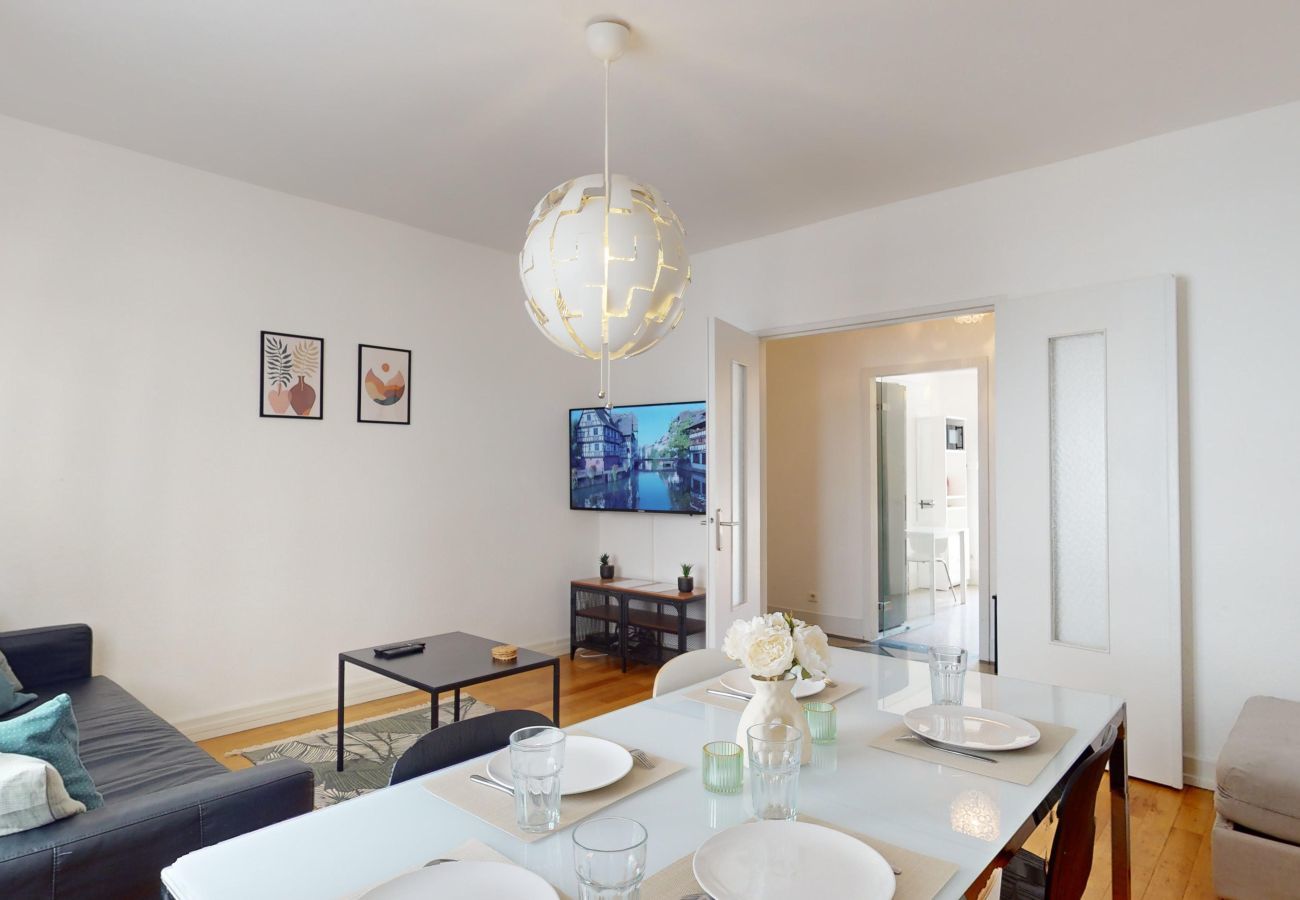 Apartment in Strasbourg - symphonie de l orangerie up to 5